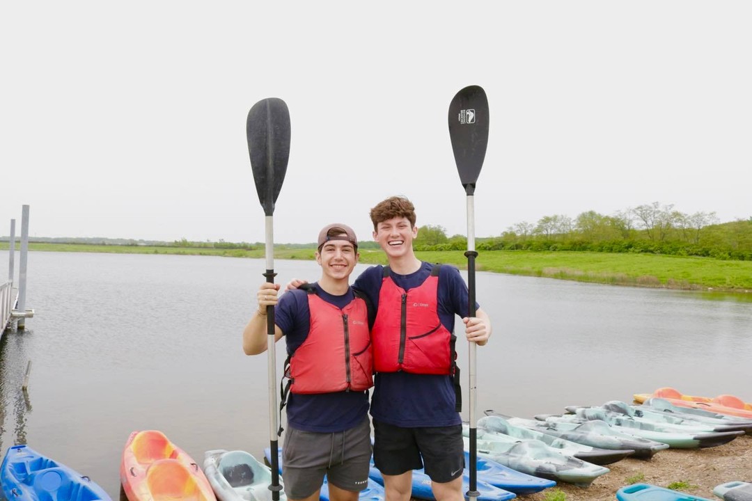 Grab a friend and get outside this weekend with the perfect outdoor activity! Book at www.napervillekayak.com.